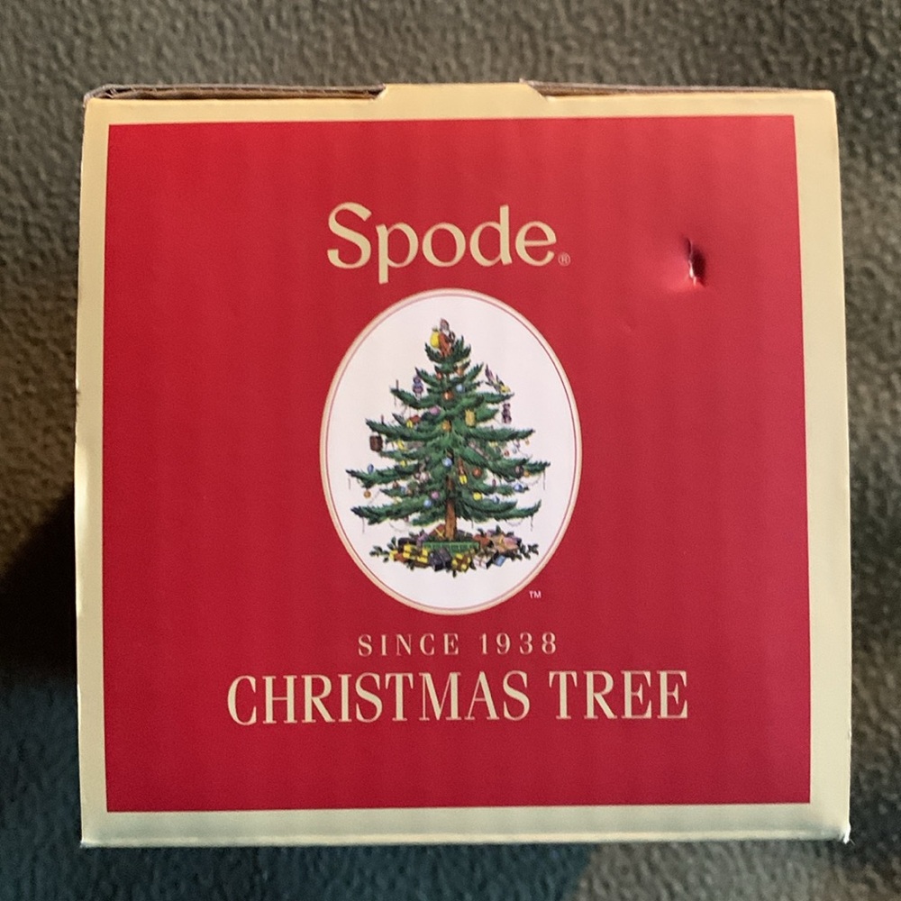 Spode Christmas Tree Believe Santa Snow Globe in box. Approximately 3” x 4” - Picture 5 of 10
